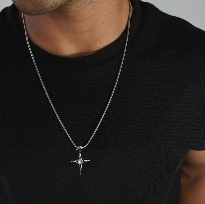 Classic Star Shaped Pandent With Chain